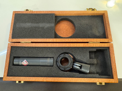 Neumann 140 100 ak - km, 100,