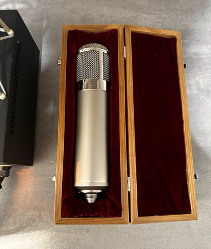 Tab funkenwerk u47 - tab, microphone
